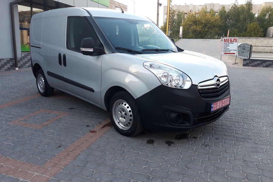 Продам Opel Combo груз. Навігація Автомат 2015 года в Тернополе