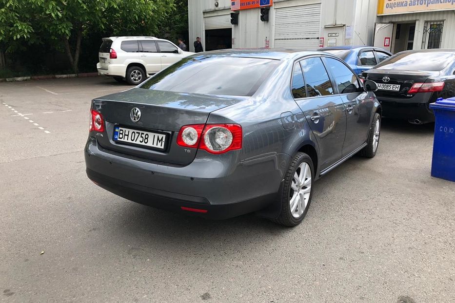 Продам Volkswagen Jetta 2010 года в Одессе