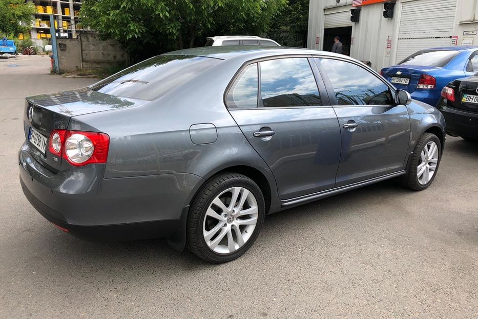 Продам Volkswagen Jetta 2010 года в Одессе