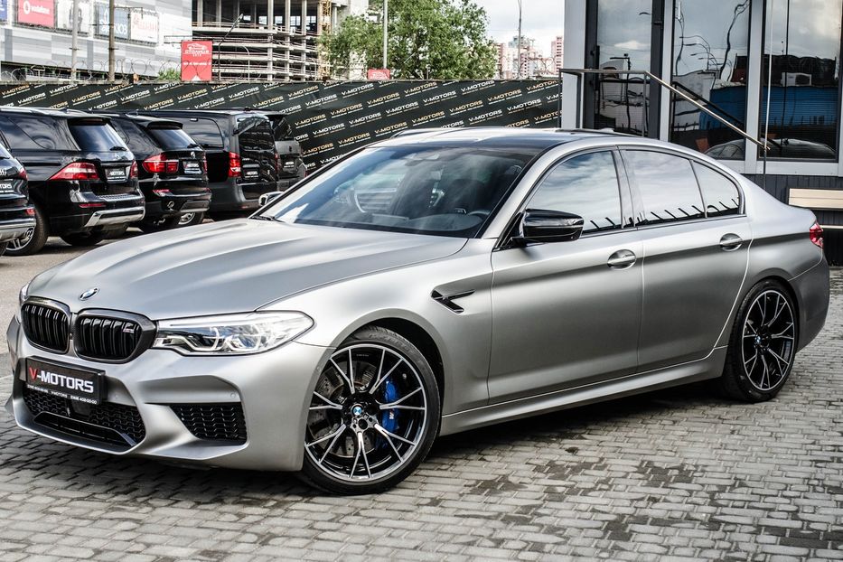 Продам BMW M5 Competition 2018 года в Киеве