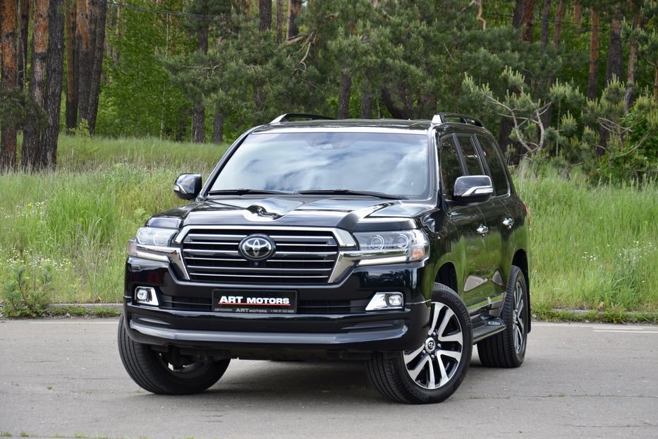 Продам Toyota Land Cruiser 200 EXCALIBUR 2018 года в Киеве