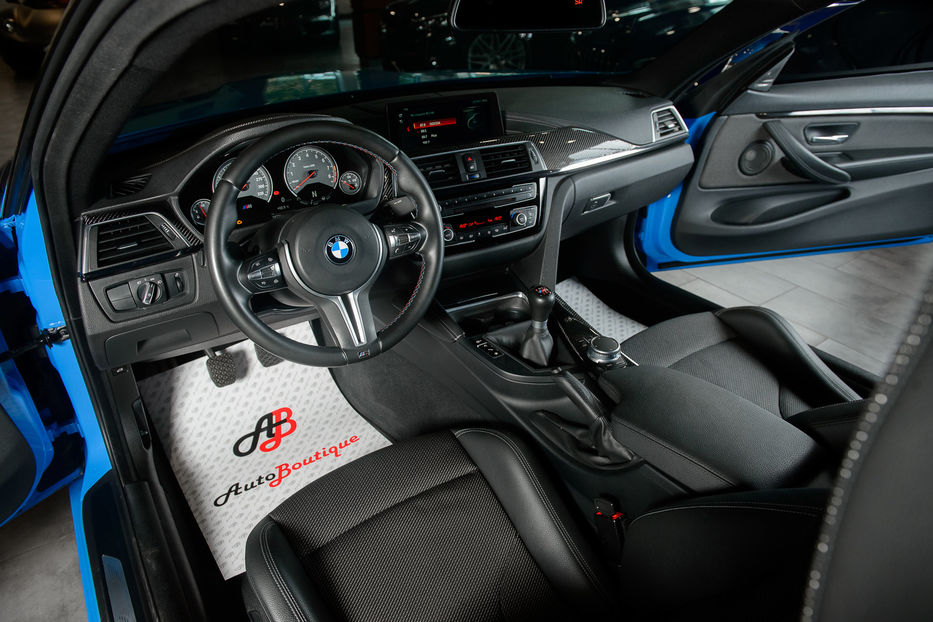 Продам BMW M4 2018 года в Одессе