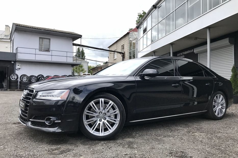 Продам Audi A8 L QUATTRO 2014 года в Киеве