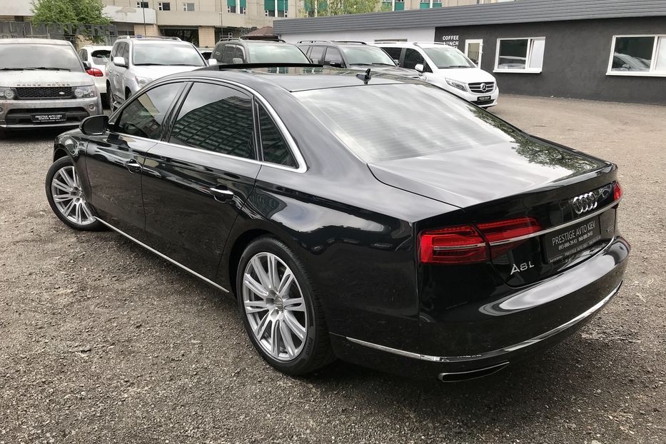 Продам Audi A8 L QUATTRO 2014 года в Киеве