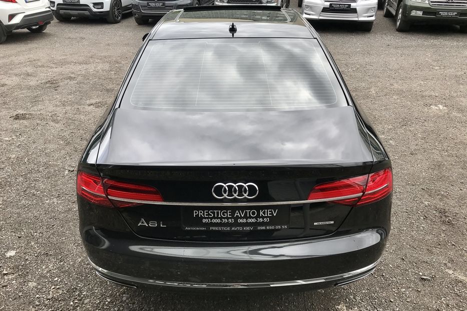 Продам Audi A8 L QUATTRO 2014 года в Киеве