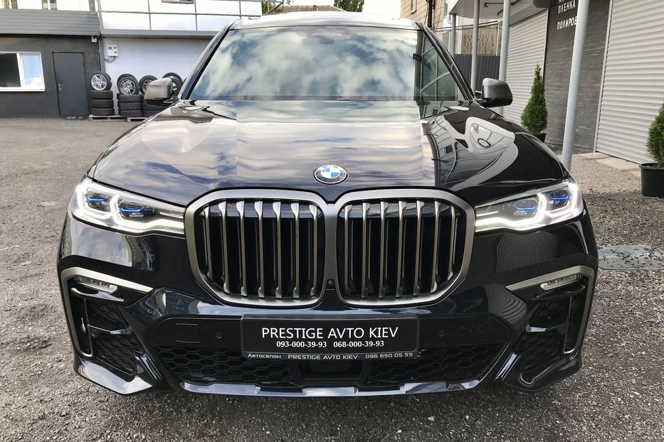 Продам BMW X7 M50i Официал 2019 года в Киеве