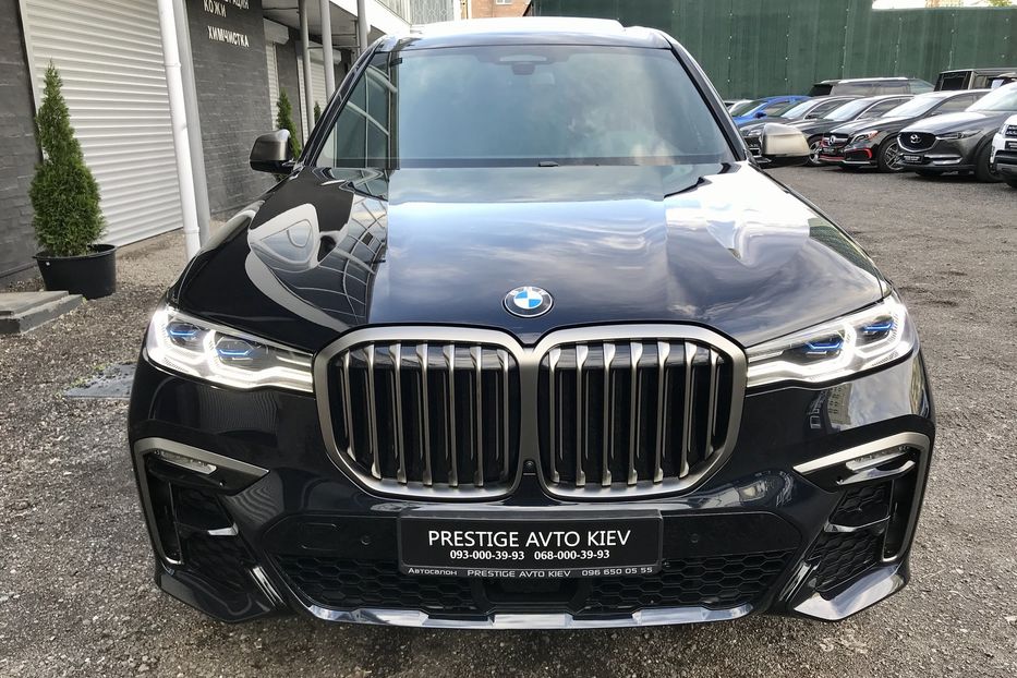 Продам BMW X7 M50i Официал 2019 года в Киеве