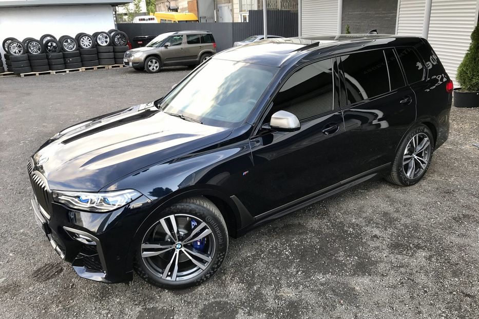 Продам BMW X7 M50i Официал 2019 года в Киеве