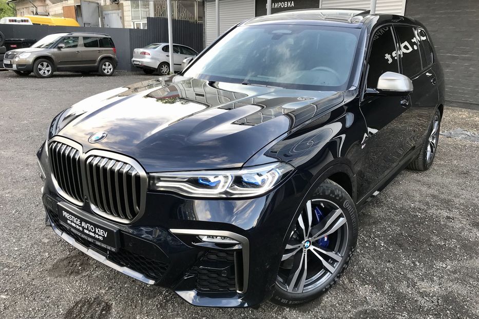 Продам BMW X7 M50i Официал 2019 года в Киеве