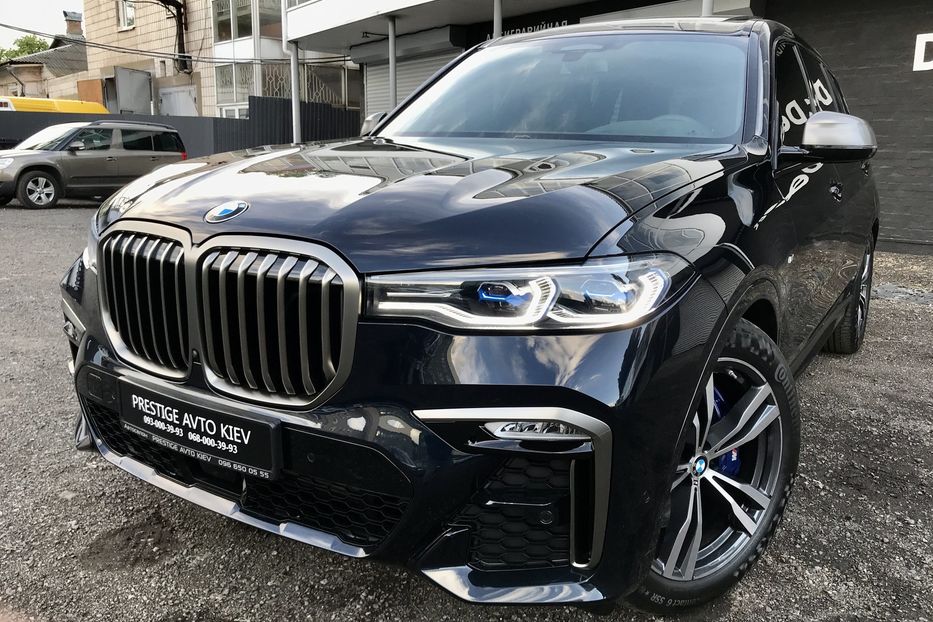 Продам BMW X7 M50i Официал 2019 года в Киеве