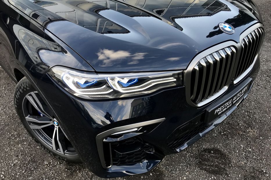 Продам BMW X7 M50i Официал 2019 года в Киеве