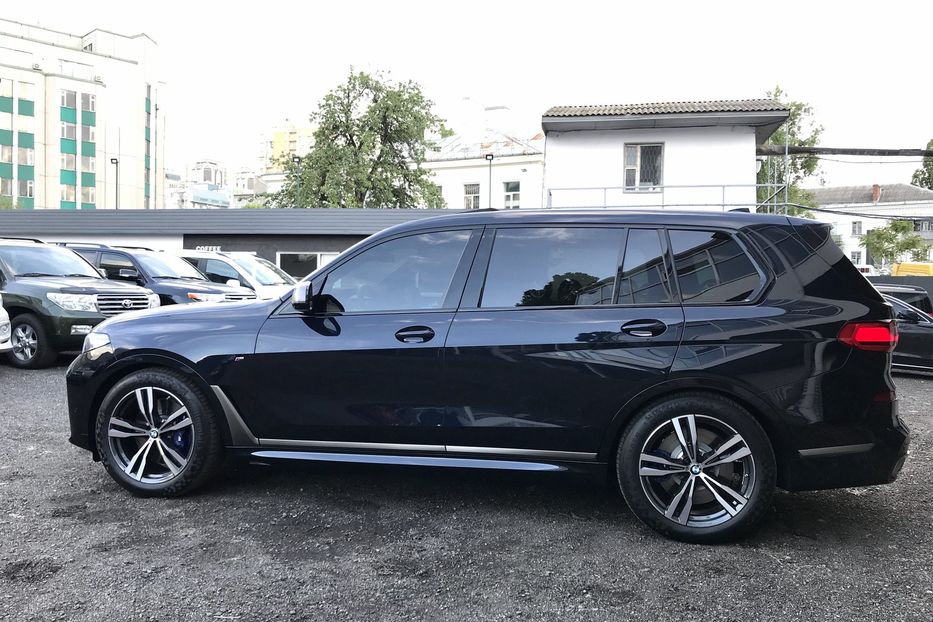 Продам BMW X7 M50i Официал 2019 года в Киеве