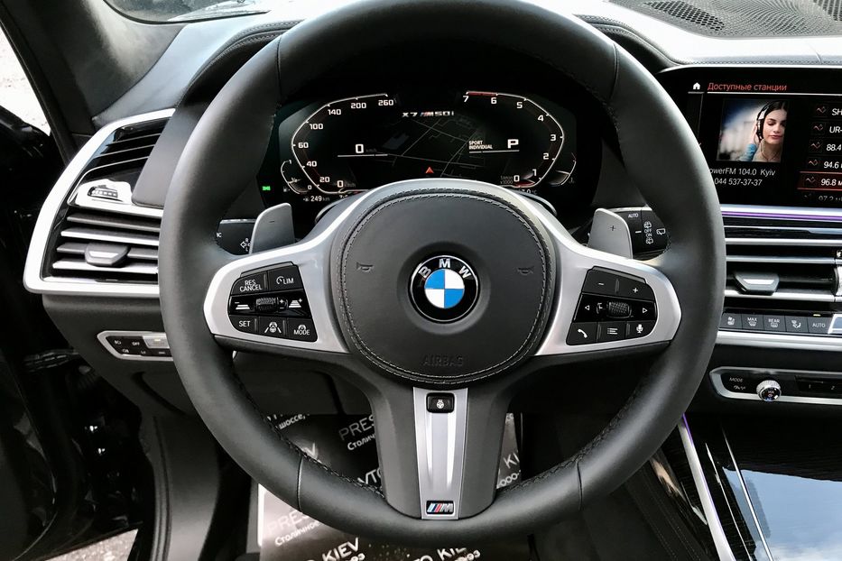 Продам BMW X7 M50i Официал 2019 года в Киеве