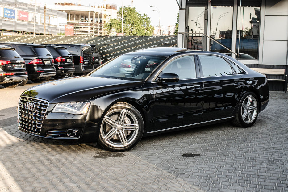 Продам Audi A8 Long 3.0TFSI 2012 года в Киеве