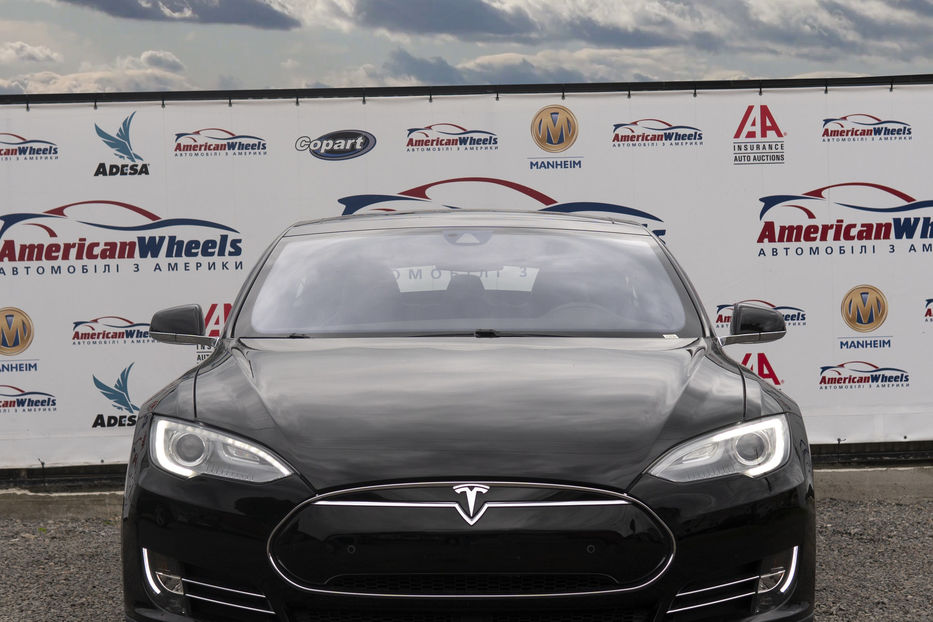 Продам Tesla Model S P85D 2015 года в Черновцах