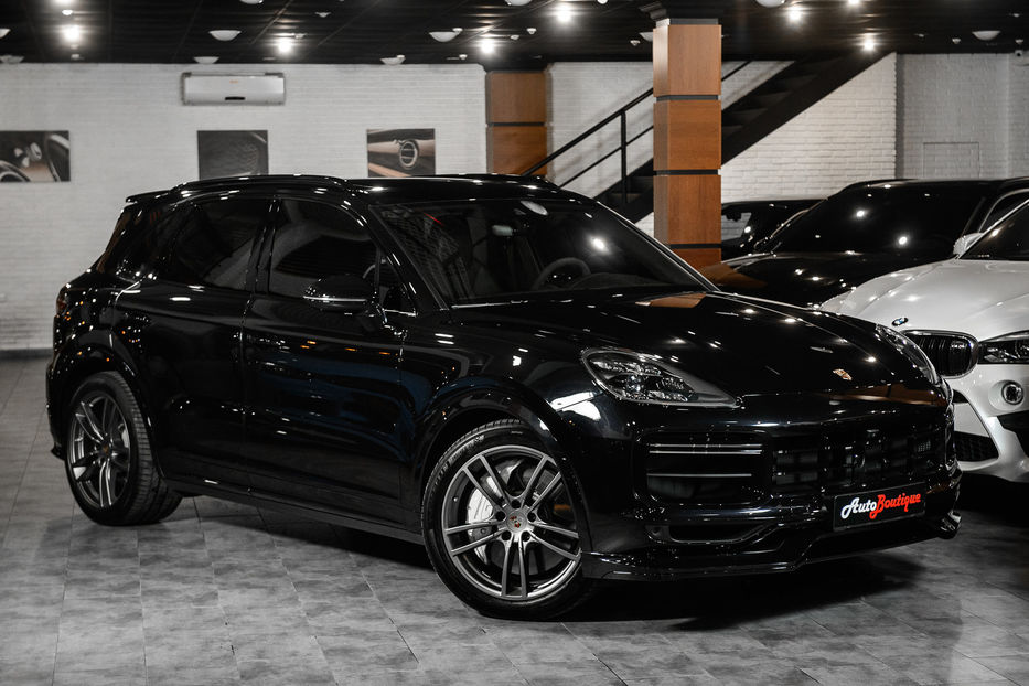 Продам Porsche Cayenne TECHART TURBO  2017 года в Одессе