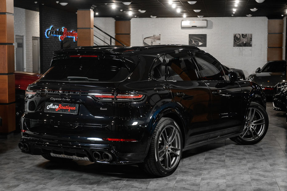 Продам Porsche Cayenne TECHART TURBO  2017 года в Одессе