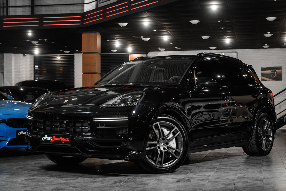 Продам Porsche Cayenne TECHART TURBO  2017 года в Одессе