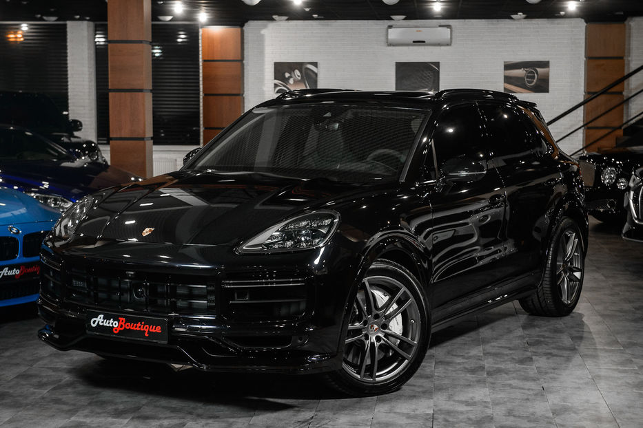 Продам Porsche Cayenne TECHART TURBO  2017 года в Одессе