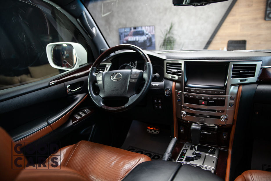 Продам Lexus LX 570 Luxury  2013 года в Одессе