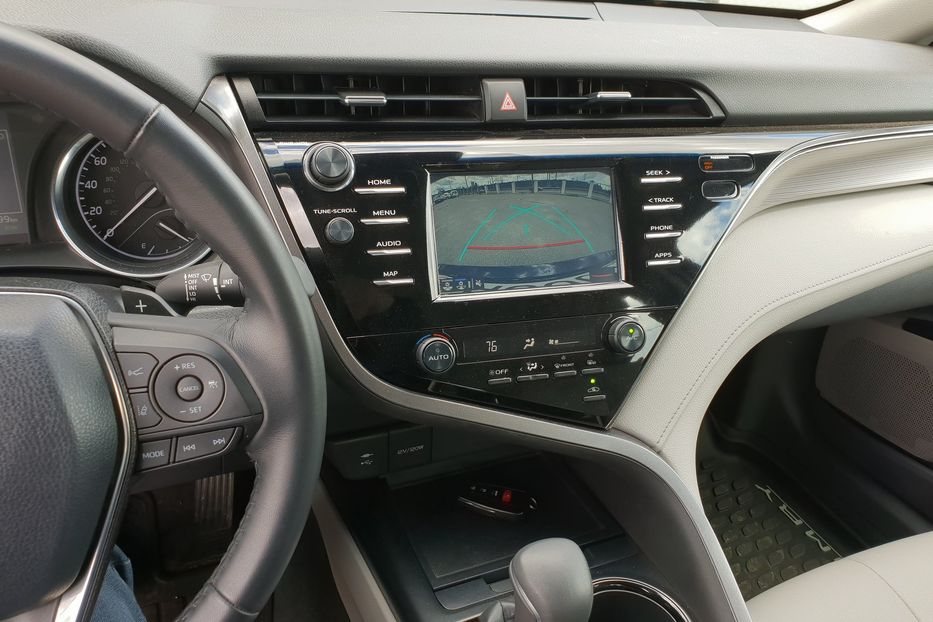 Продам Toyota Camry 2018 года в Киеве