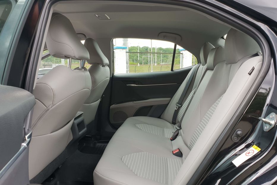 Продам Toyota Camry 2018 года в Киеве