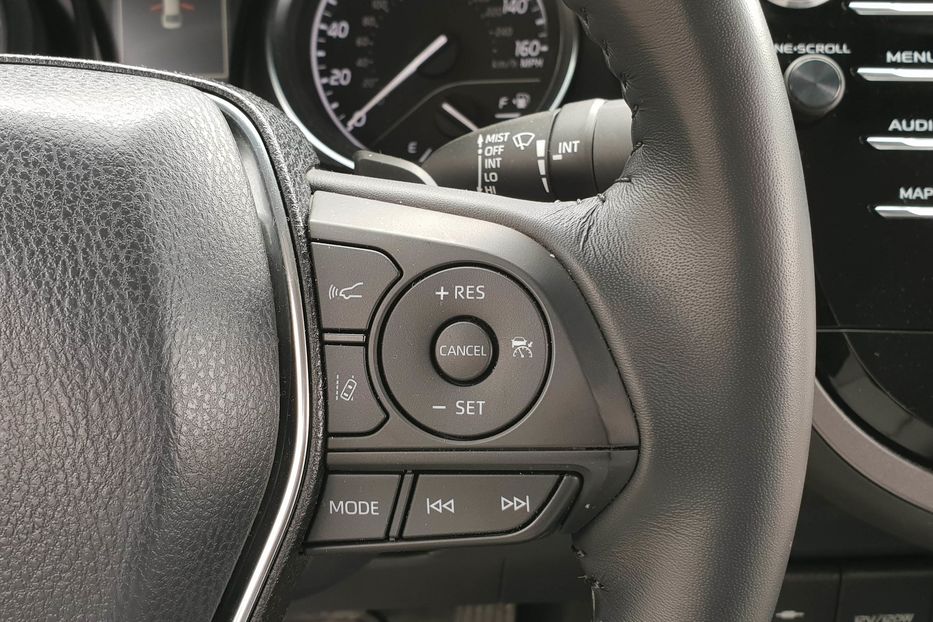 Продам Toyota Camry 2018 года в Киеве