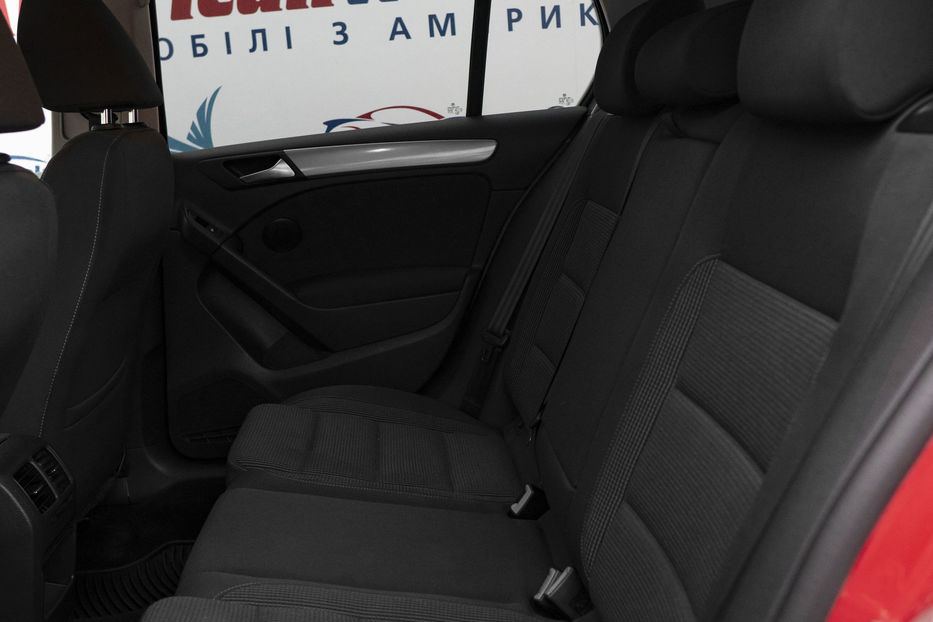 Продам Volkswagen Golf  VI Diesel 2013 года в Черновцах