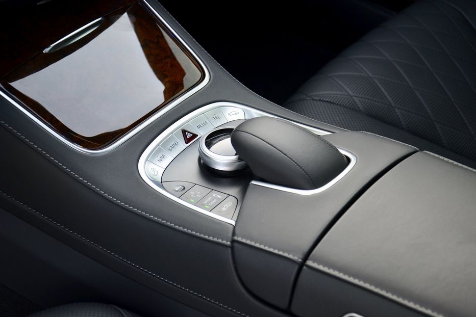 Продам Mercedes-Benz S-Class 500 AMG  4 MATIC 2013 года в Киеве