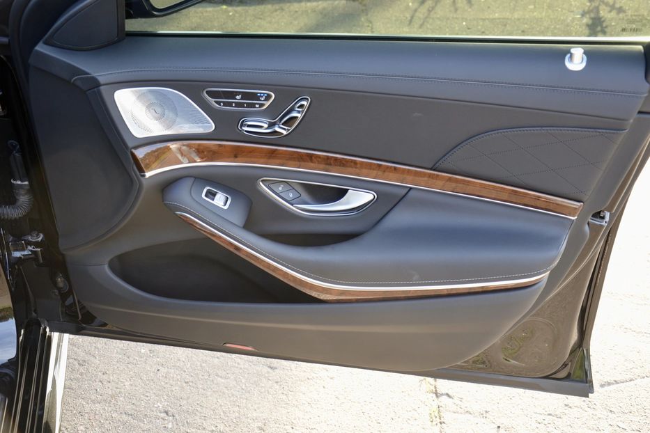 Продам Mercedes-Benz S-Class 500 AMG  4 MATIC 2013 года в Киеве