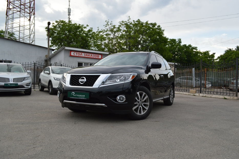 Продам Nissan Pathfinder SV AWD 2015 года в Одессе