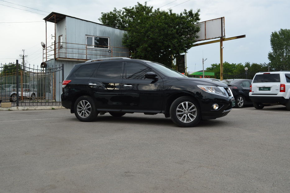 Продам Nissan Pathfinder SV AWD 2015 года в Одессе