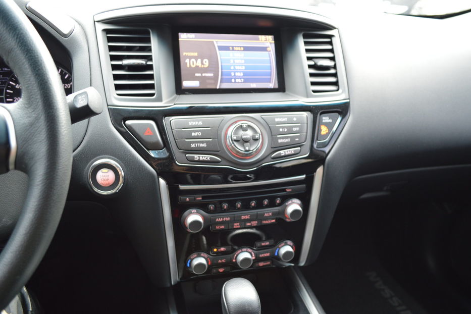 Продам Nissan Pathfinder SV AWD 2015 года в Одессе