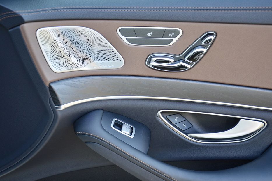 Продам Mercedes-Benz S-Class 400  2018 года в Киеве