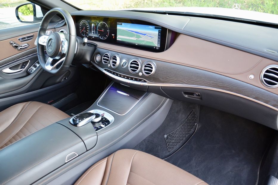 Продам Mercedes-Benz S-Class 400  2018 года в Киеве