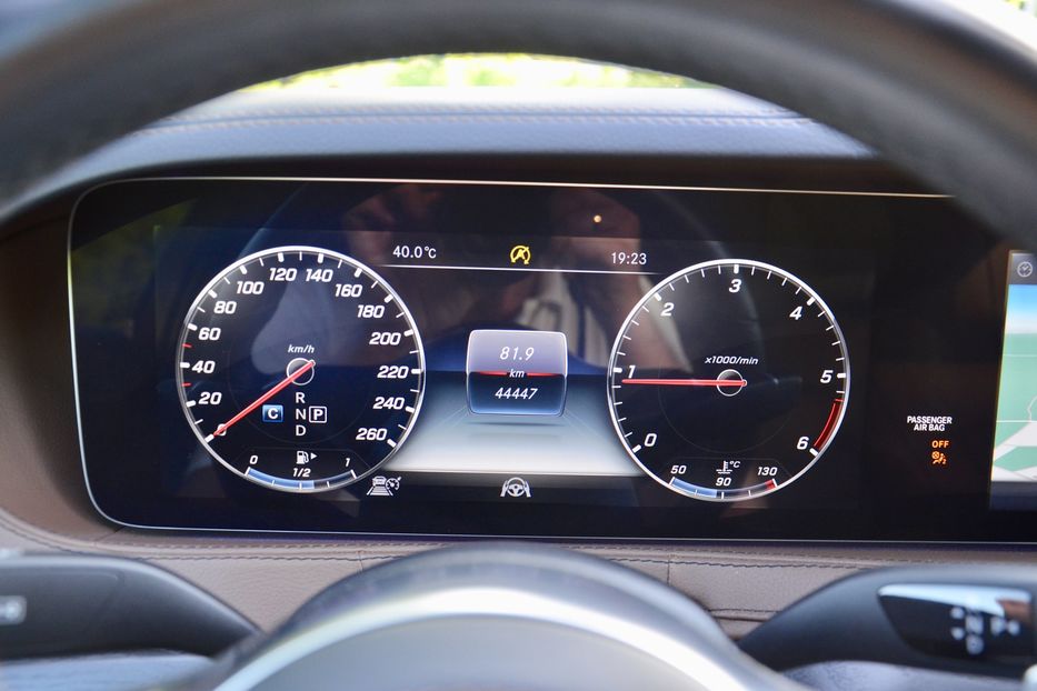 Продам Mercedes-Benz S-Class 400  2018 года в Киеве