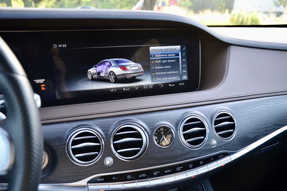 Продам Mercedes-Benz S-Class 400  2018 года в Киеве