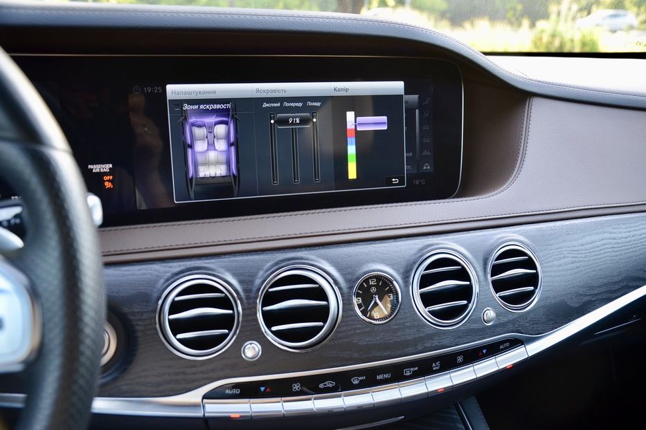 Продам Mercedes-Benz S-Class 400  2018 года в Киеве
