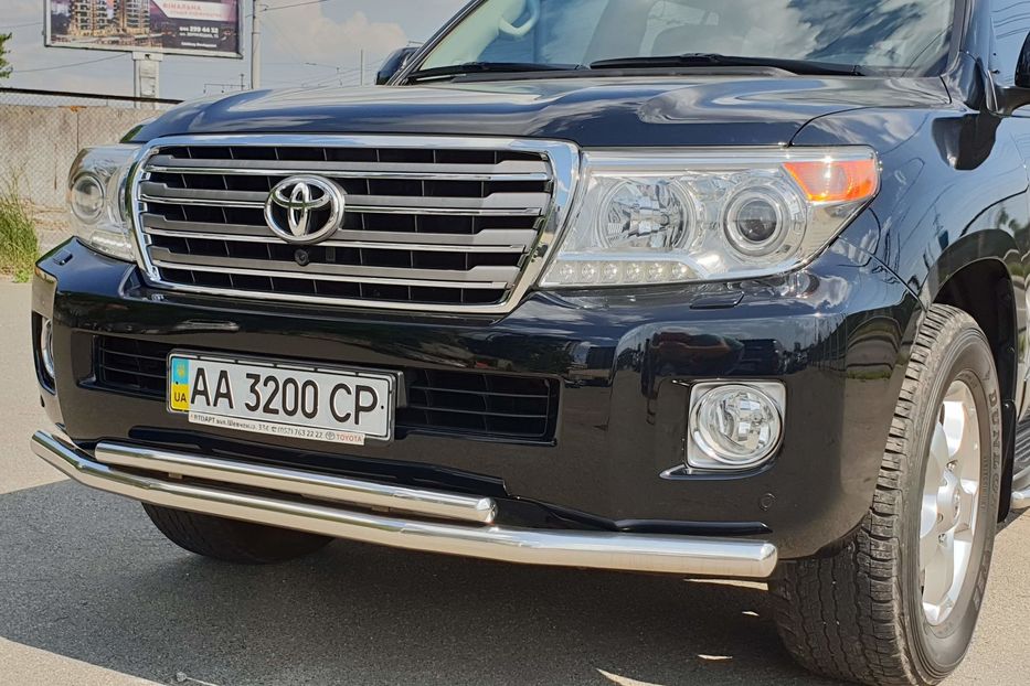 Продам Toyota Land Cruiser 200 PREMIUM 2013 года в Киеве