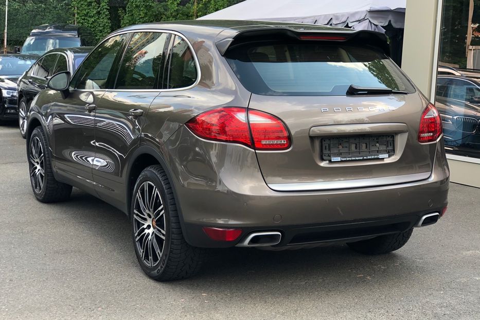 Продам Porsche Cayenne 3.6 2013 года в Киеве