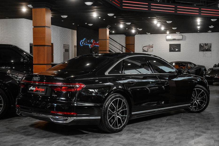 Продам Audi A8 2019 года в Одессе