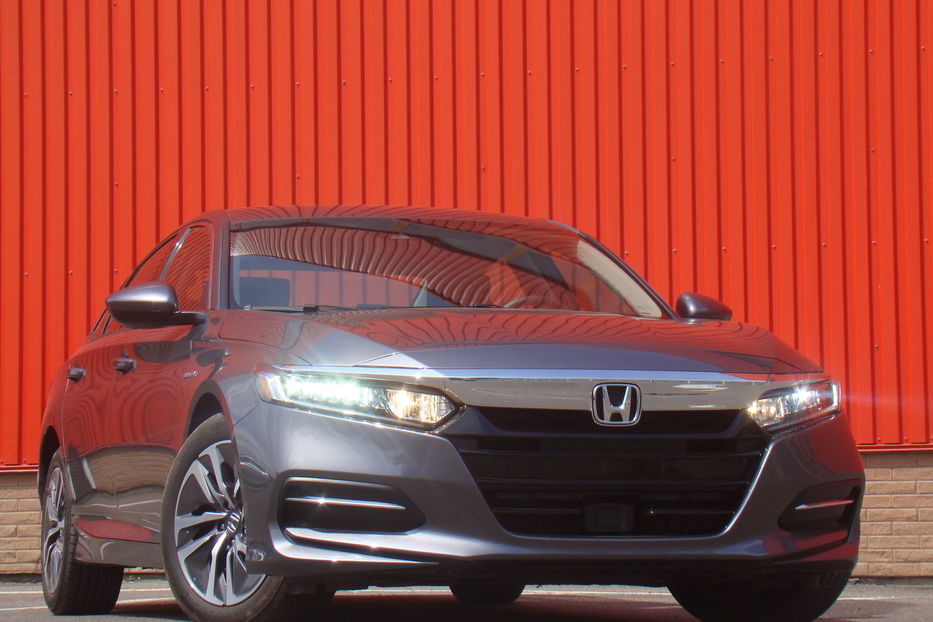 Продам Honda Accord HYBRIDE  2019 года в Одессе