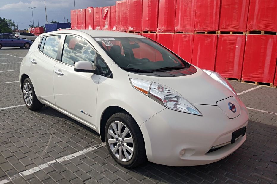 Продам Nissan Leaf S 24 кВт 2016 года в Николаеве