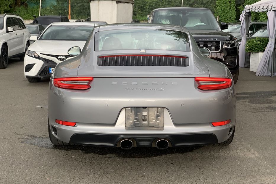 Продам Porsche 911 Carrera S 2017 года в Киеве