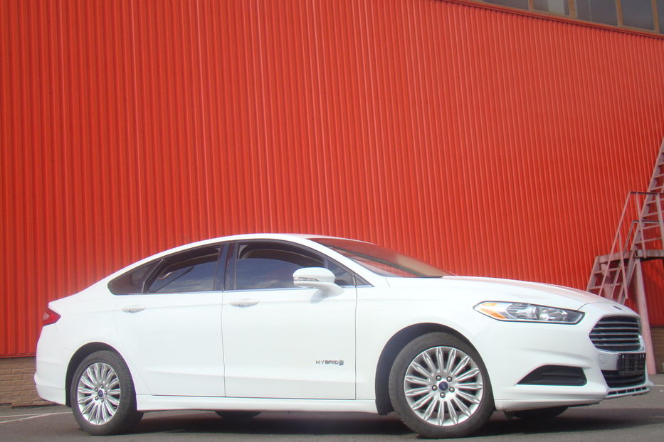 Продам Ford Fusion HYBRIDE 2014 года в Одессе