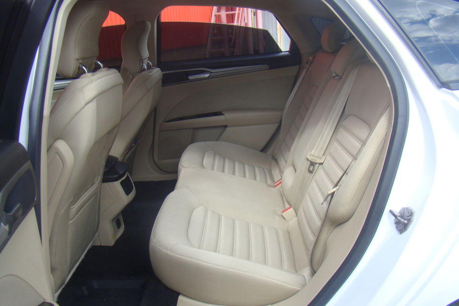 Продам Ford Fusion HYBRIDE 2014 года в Одессе