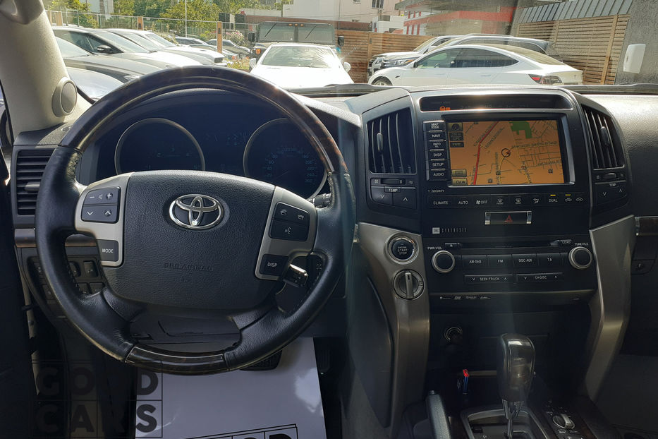 Продам Toyota Land Cruiser 200 2011 года в Одессе