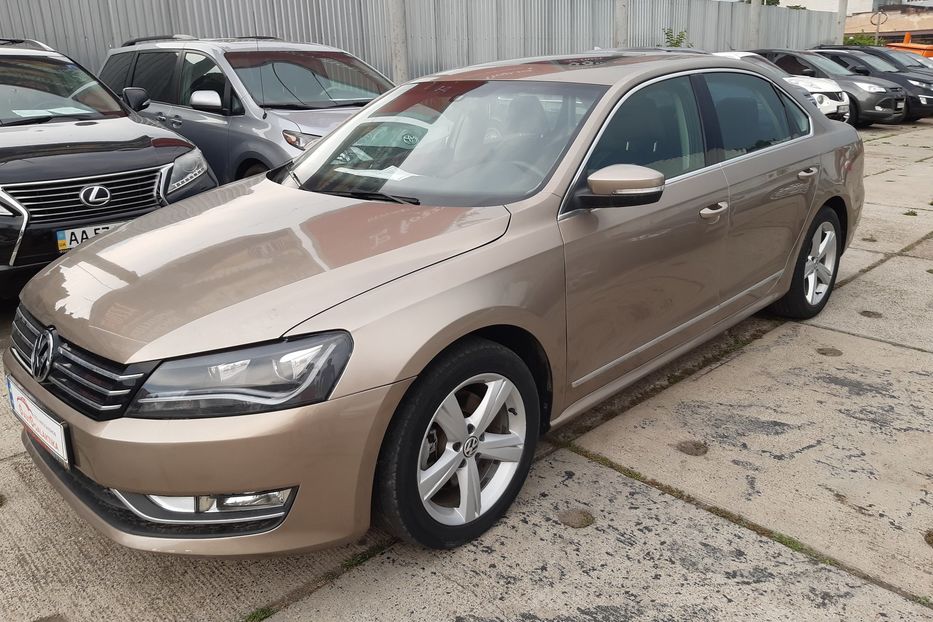 Продам Volkswagen Passat B7 2015 года в Одессе