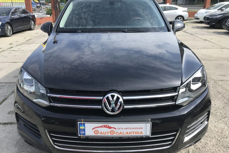 Продам Volkswagen Touareg 3.0 V6 TDI 2011 года в Одессе