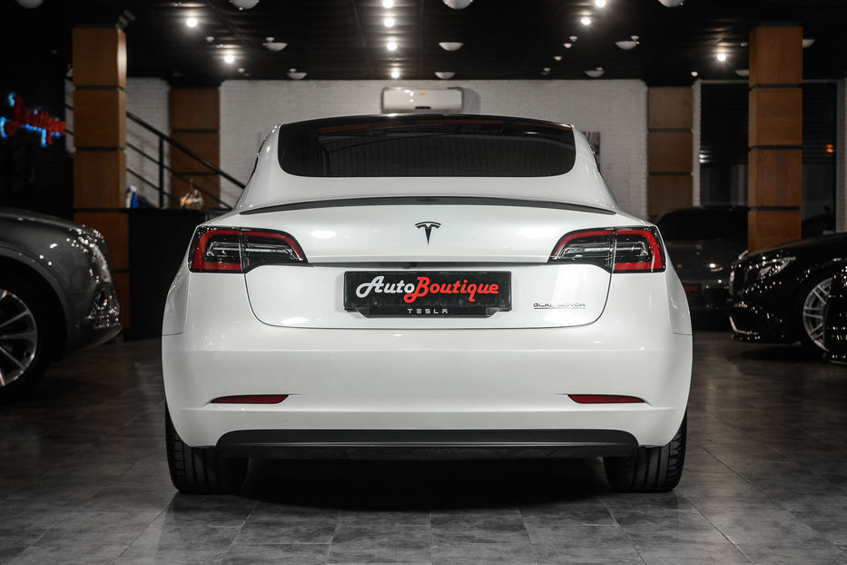 Продам Tesla Model 3 2020 года в Одессе